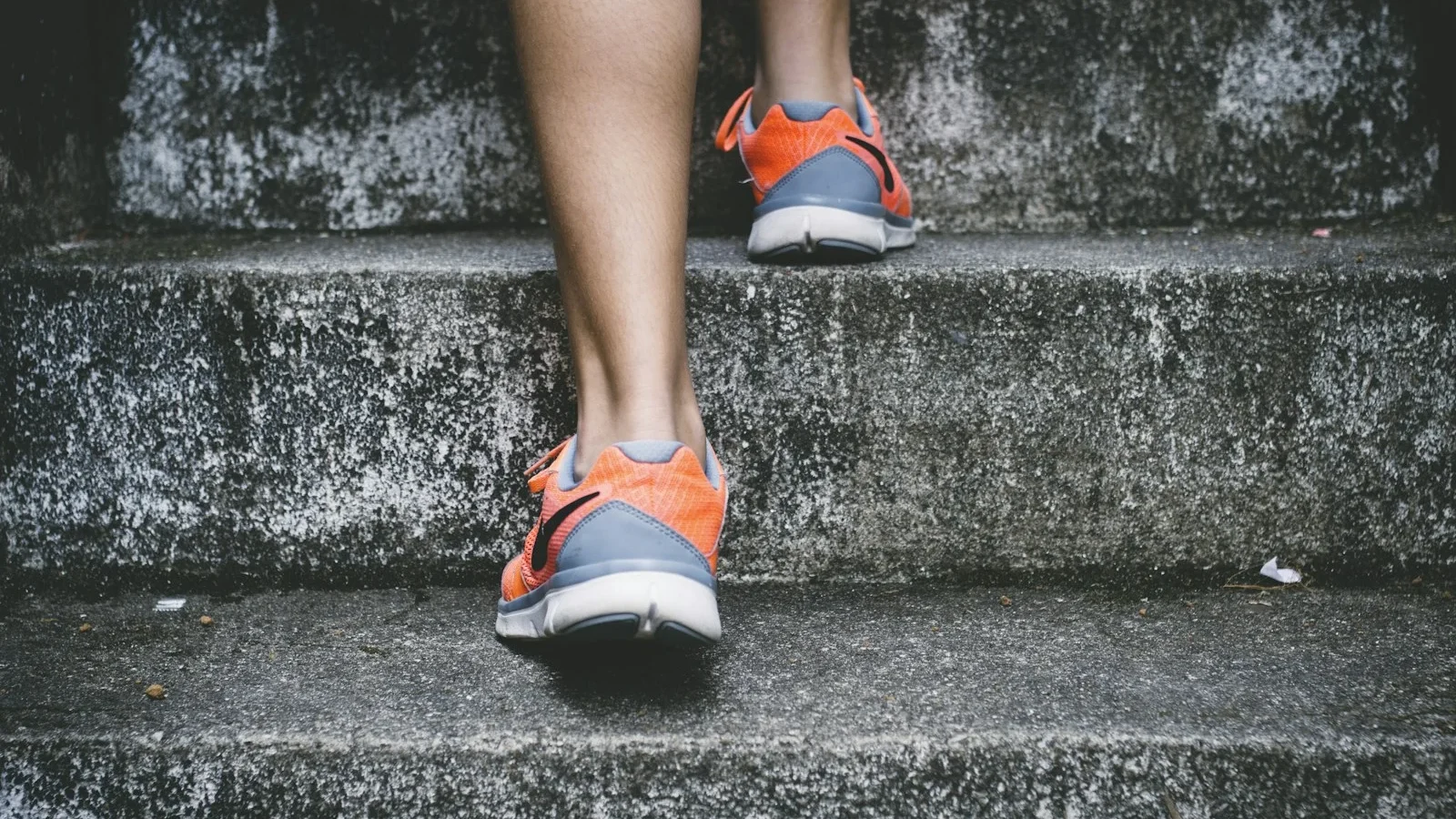 Correr al amanecer: el deporte como ritual (y sus excesos)